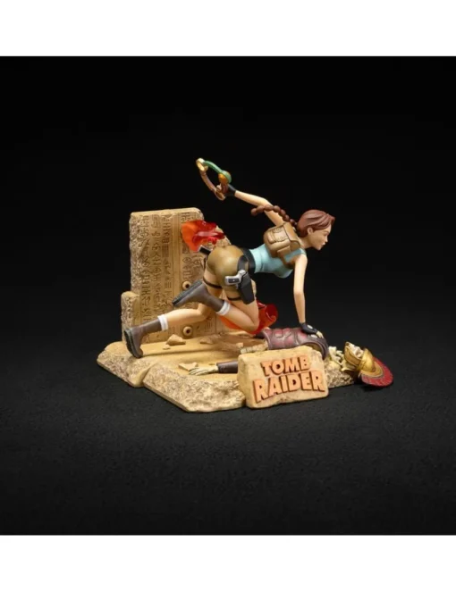 Dark Horse Tomb Raider Lara Croft Classic Era