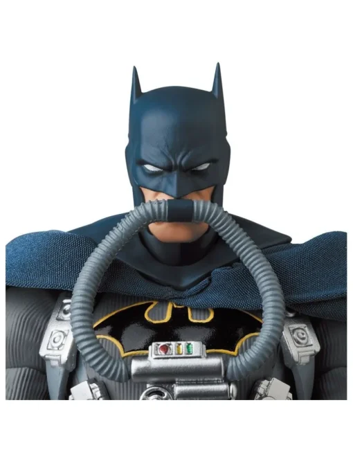 Medicom Toy MAFEX Batman Hush Stealth Jumper Batman