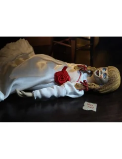Neca The Conjuring Annabelle