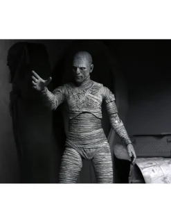 Neca Universal Monsters Ultimate The Mummy Black & White